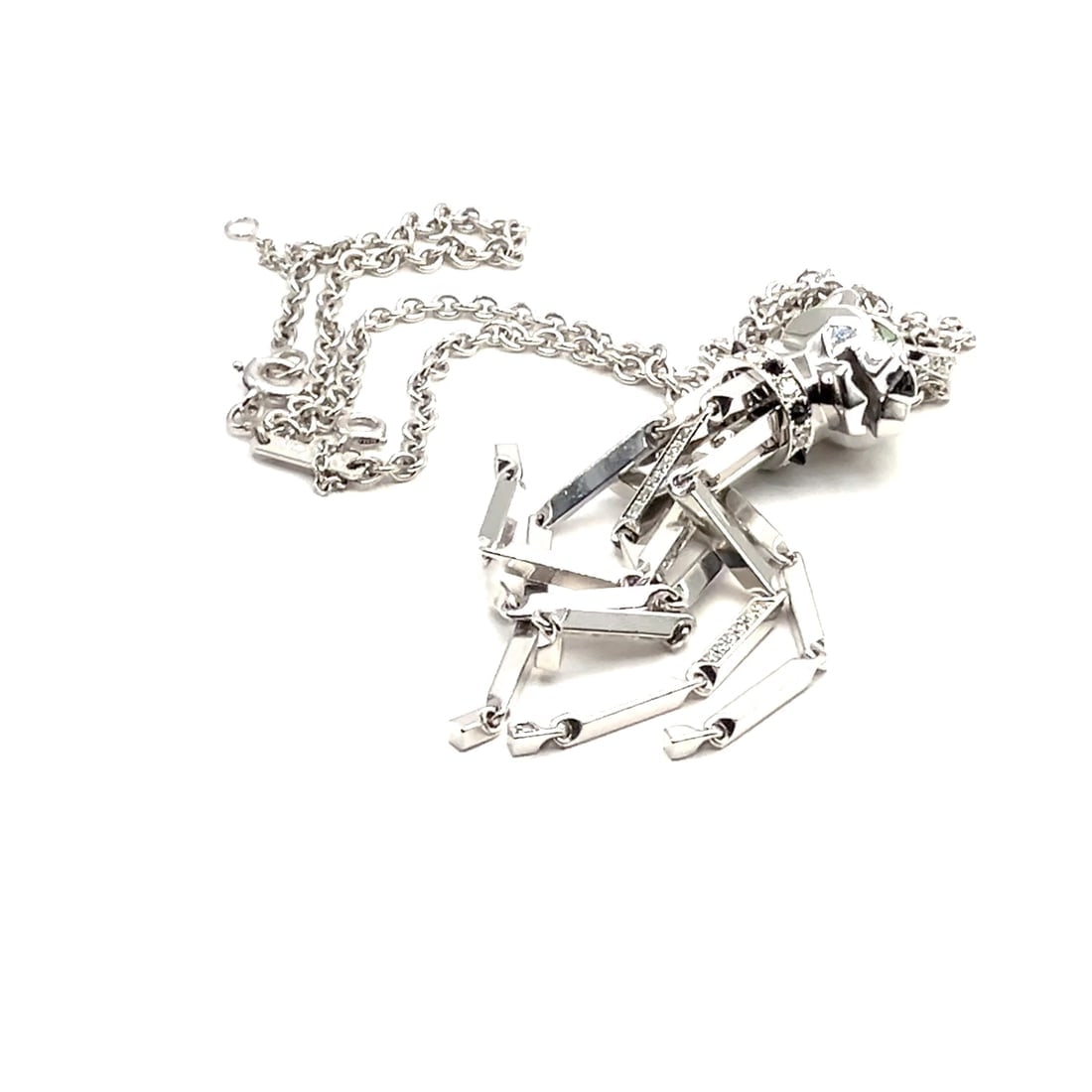 Panthere de Cartier Panther 18k White Gold Diamond Emerald Onyx Pendant Necklace - 2