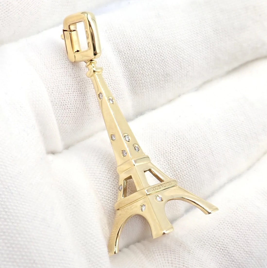 Vintage Louis Vuitton 18k Yellow Gold Large Eiffel Tower Diamond Charm Pendant - 7