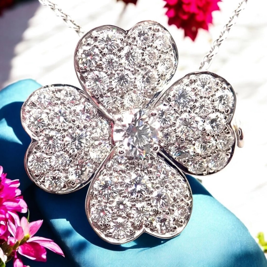 Van Cleef & Arpels Cosmos 18k White Gold Diamond Medium Brooch Pendant Necklace - 2