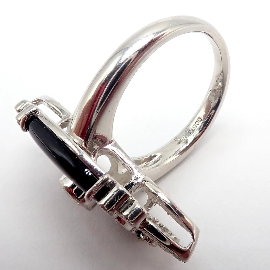 Vintage Estate Platinum Diamond 0.62ctw Onyx Ring sz 7.5 - 5