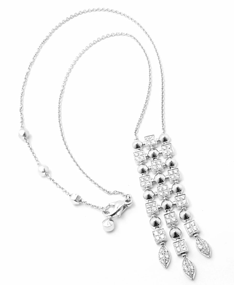 Authentic! Bvlgari Bulgari 18k White Gold Lucea Diamond Pendant Necklace: Authentic! Bvlgari Bulgari 18k White Gold Lucea Diamond Pendant Necklace About This Piece: Metal: 18k White Gold Measurements: Length adjustable: 17", 16.5", 15.5", 14.5" Width: 2mm Weight: 22 grams