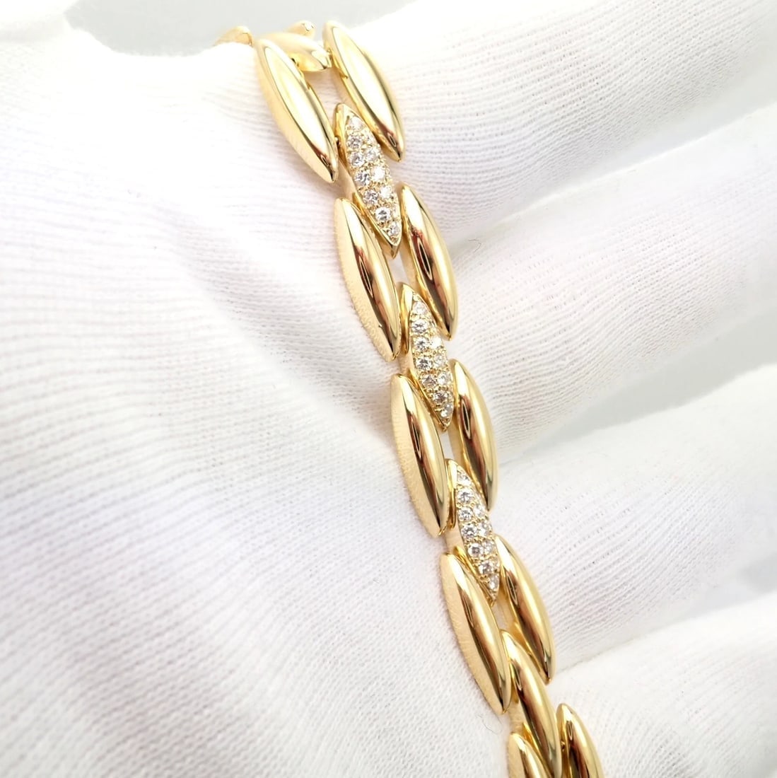 Authentic! Cartier 18k Yellow Gold Diamond Three Row Gentiane Rice Link Necklace - 7