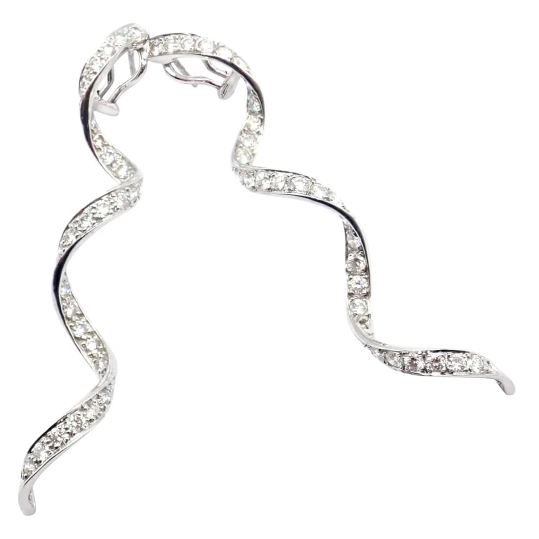 Authentic! Harry Winston Platinum Diamond Twisted Long Hanging Drop Earrings: Authentic! Harry Winston Platinum Diamond Twisted Long Hanging Drop Earrings About This Piece: These Harry Winston Platinum Diamond Twisted Long Hanging Drop Earrings embody sculptural elegance. Craft