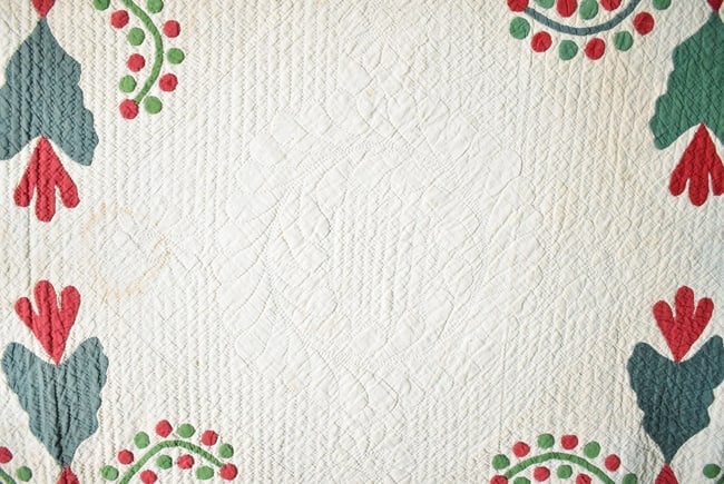 1860's Red & Green Poinsettia Applique Quilt - 3