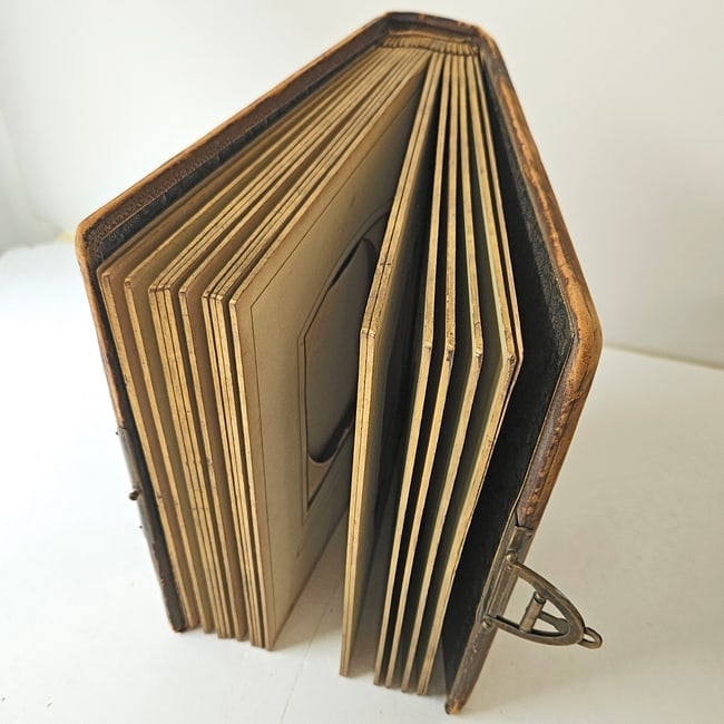 Vintage Leather-bound Empty Photo Album with Floral Cover Circa 1880s to the 1890s. - 3