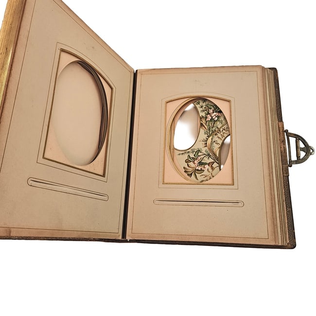 Vintage Leather-bound Empty Photo Album with Floral Cover Circa 1880s to the 1890s. - 4