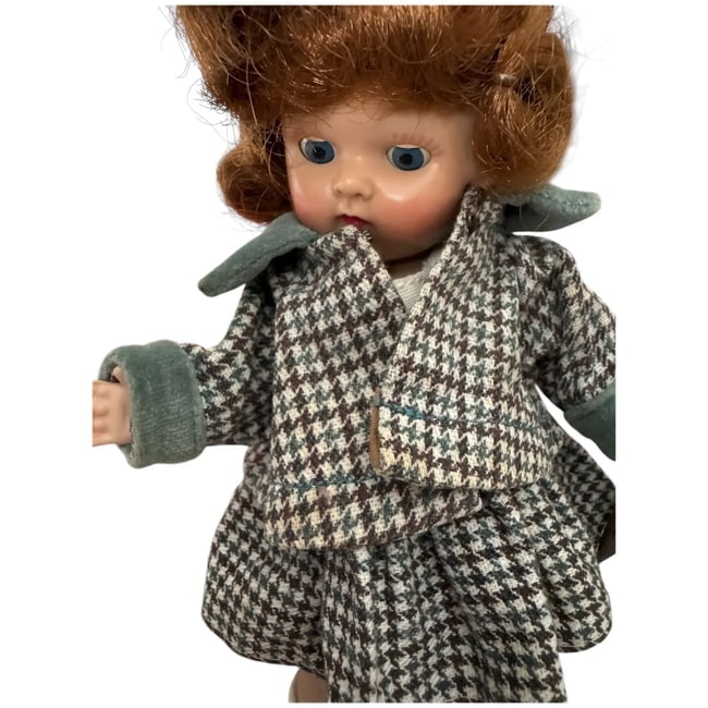 Vogue Ginny Painted Lash w/Tagged Outfit in her box - 6