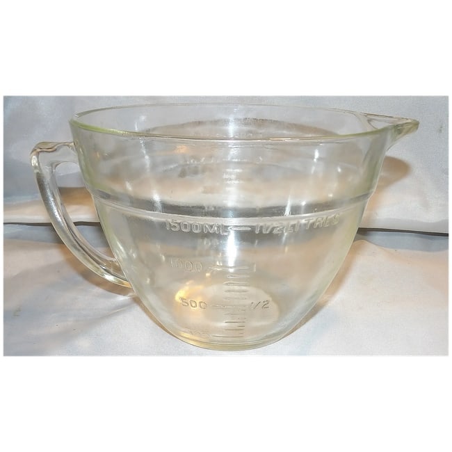Anchor Hocking Fire King 8 Cup (2 Quart) Batter Bowl - 3