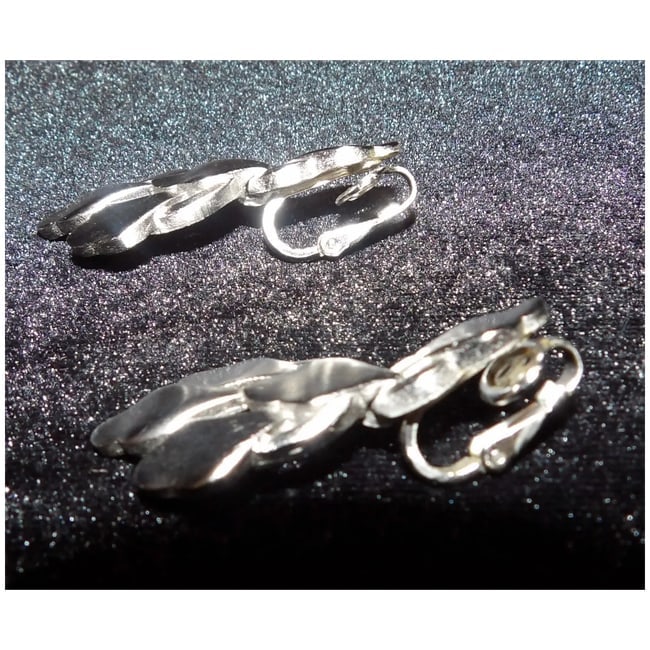 Vintage Crown Trifari Silver tone Drop Dangle Clip Earrings - 4