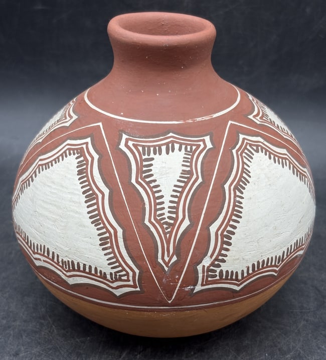 Vintage Quibor, Lara Venezuela Hand-Painted Pottery Vase Signed Base - 8