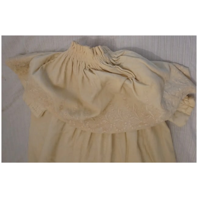 Antique Art Nouveau childs postmortem Bereavement gown - 2