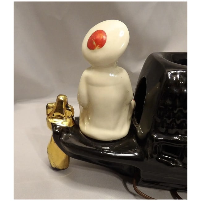Vintage 1950's Fuhry and Sons Ceramic Oriental Junk Boat TV Lamp - 6