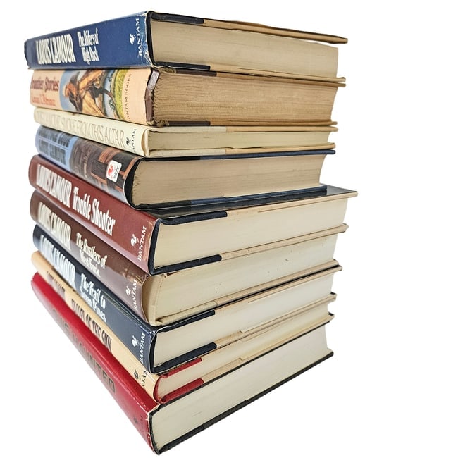 Louis L 'Amour Hard Cover Book Bundle - 4