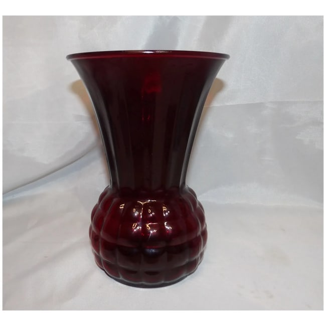 Anchor Hocking Hand-blown Ruby Red Fluted Scalloped 9" Pineapple Vase - 3