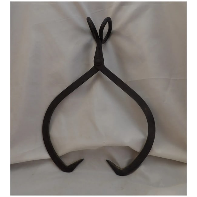 Antique No 1 Cast Iron Hand Forged Ice Block Tongs - 3