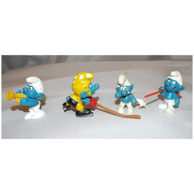 Four Vintage Smurf Figurines - 2