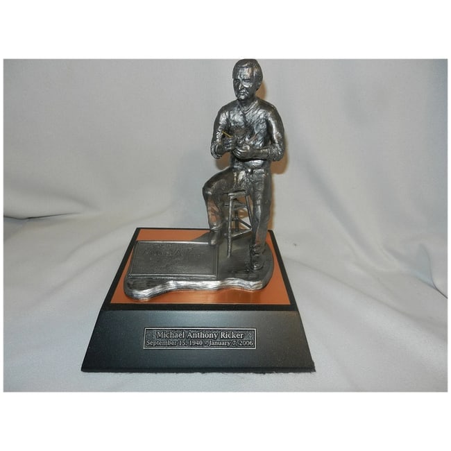 Commemorative Pewter Michael Ricker Statue 22/250 - 2