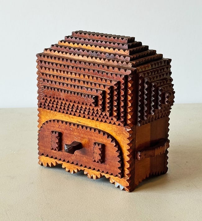 Slide Top Tramp Art Box by Gus Wynn - 4