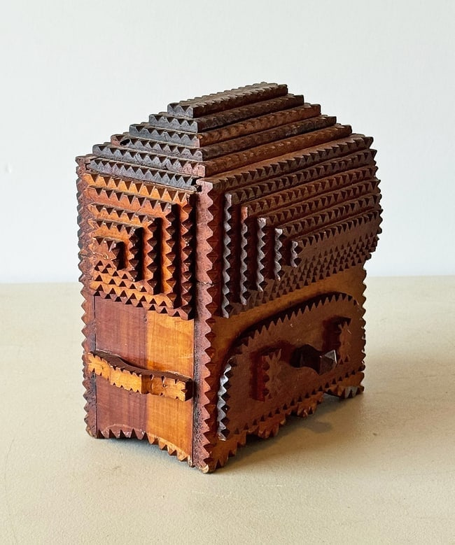 Slide Top Tramp Art Box by Gus Wynn - 5