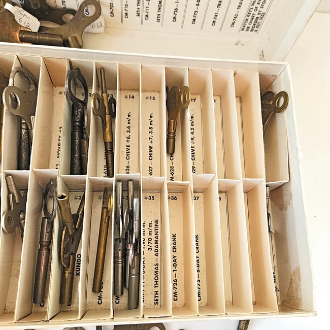 Exceptionally Rare Vigor CM-599 Master Clock Key Assortment Box Set with Bonus Keys - 5