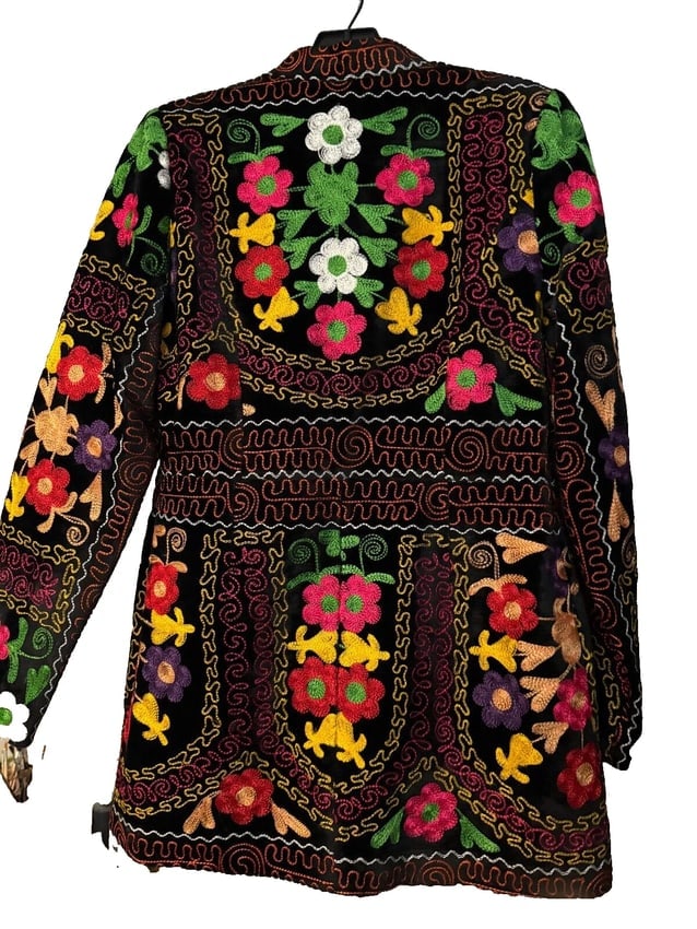 UZBEK AMAZING HANDMADE COLOURFUL EMBROIDERY ON VELVET - JACKET small - 3
