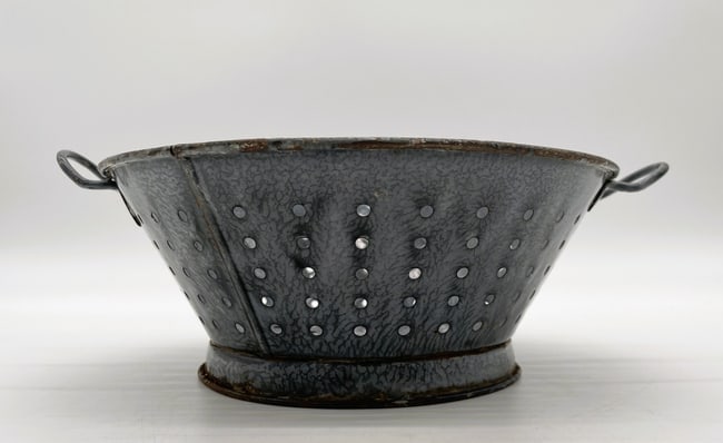 Vintage Old Enamelware Graniteware Gray Colander Strainer 2 Handled - 2