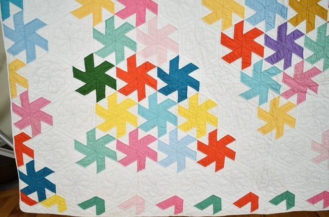 Graphic Vintage 40's Pinwheels Quilt - 3
