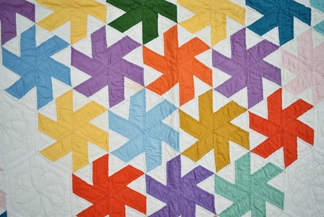 Graphic Vintage 40's Pinwheels Quilt - 4