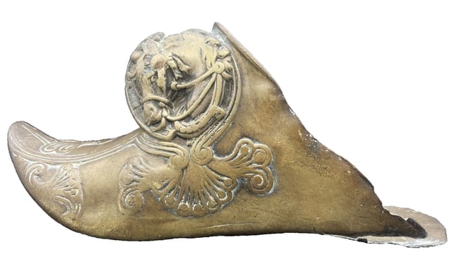 Spanish Conquistador Solid Brass Horse Stirrup with Raised Medallion Decoration - 3
