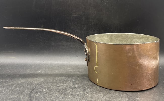 Large hand forged copper pot. Marked 55. Capacity 2 quarts. - 4