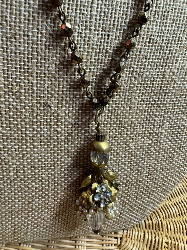 Unsigned early Miriam Haskell pearl Tassel Pendant Rhinestone Necklace - 4