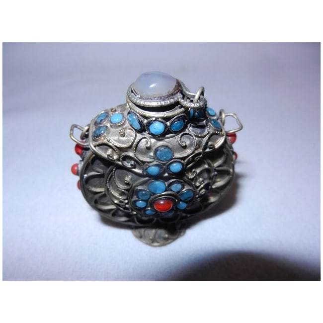 Vintage Tibetan Style Brass Snuff Bottle with Carnelian, and Turquoise Gemstones - 7