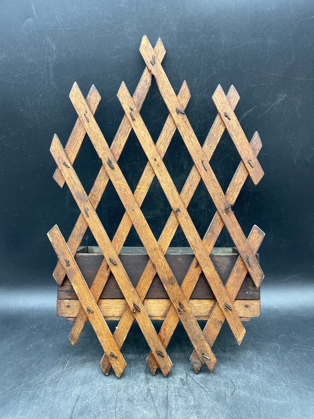 Vintage Wood Tramp Art Butler Wall Mount Rack Holder with Glass Front - 6