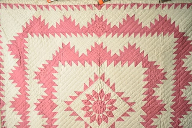 30's Delectable Mountain Quilt - 6