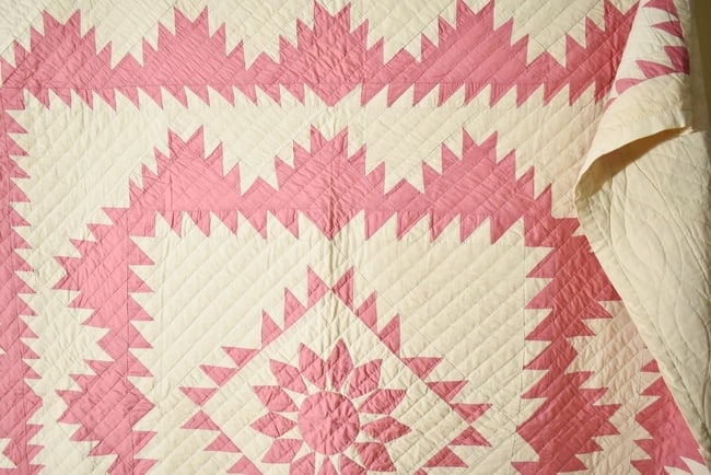 30's Delectable Mountain Quilt - 8