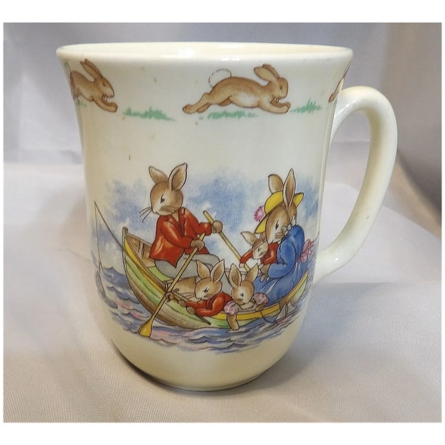 Vintage Royal Daulton Bunnykins Set - 5