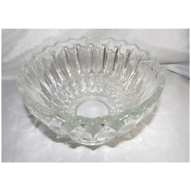 Vintage Indiana Glass 'Lotus Blossom' Bowl: Scalloped Edge, Diamond Detail - 4