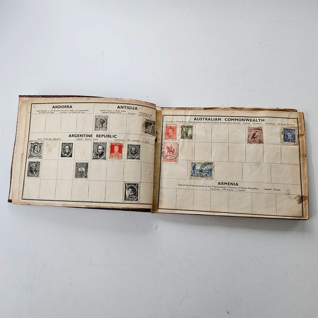Vintage Cromwell Series WORLD WIDE stamp album for British and Foreign Stamps Circa 1940-1950 - 7