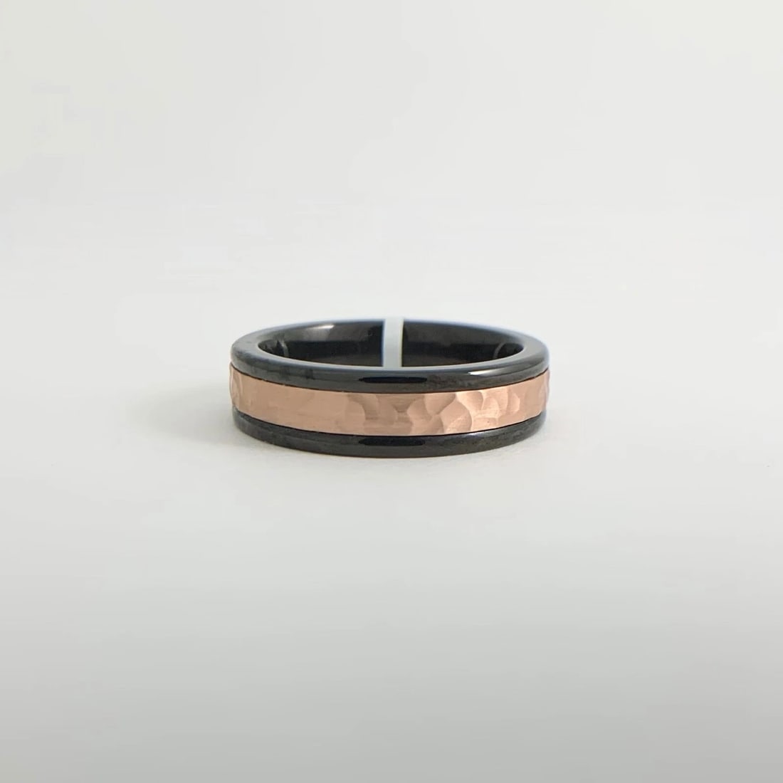 Men's Hammered 14K Rose Gold Black Tungsten Wedding Band Ring, Size 10, 6 mm - 7