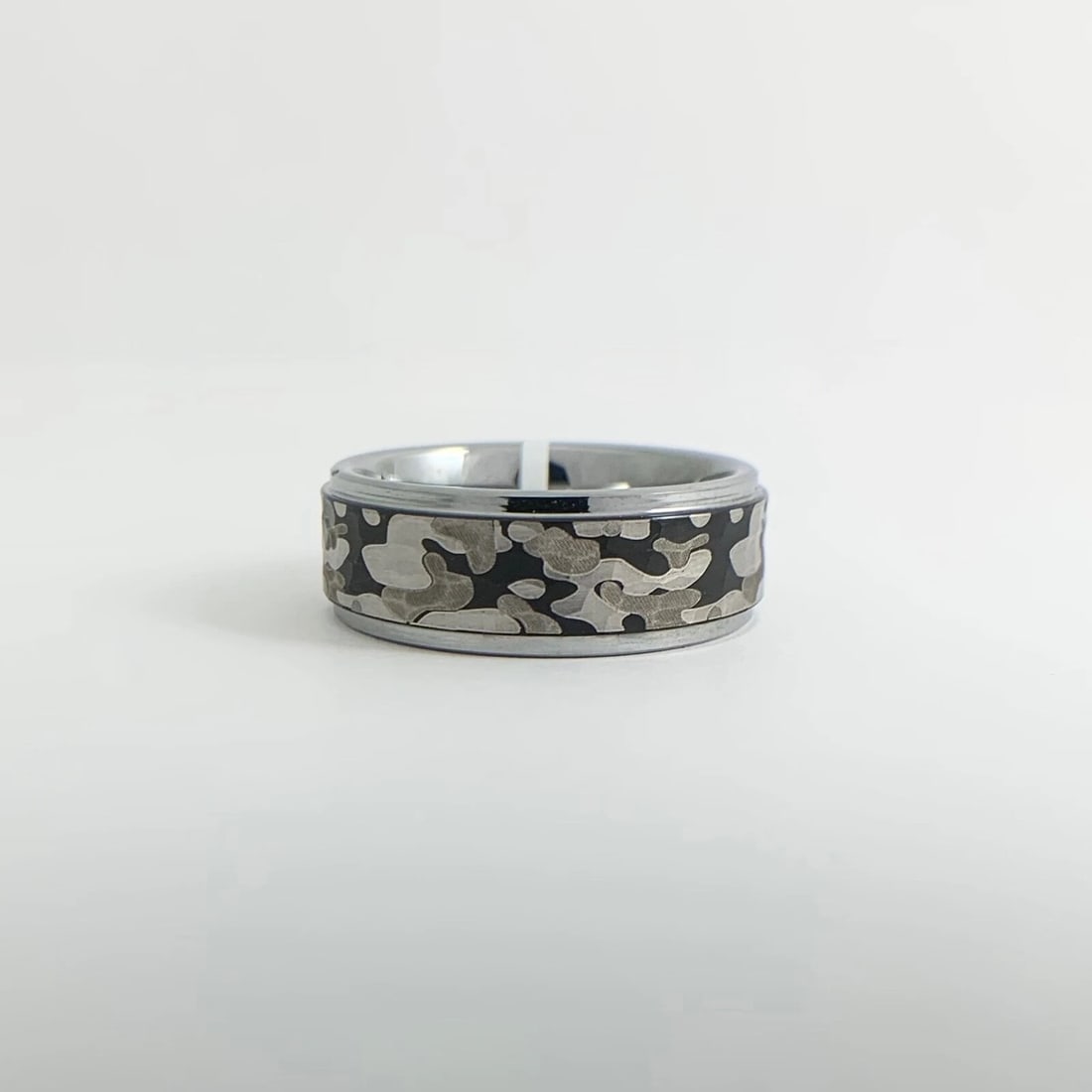 Men's Wide Grey Camouflage Wedding Band Ring in Tungsten Size 10, 8 mm - 7