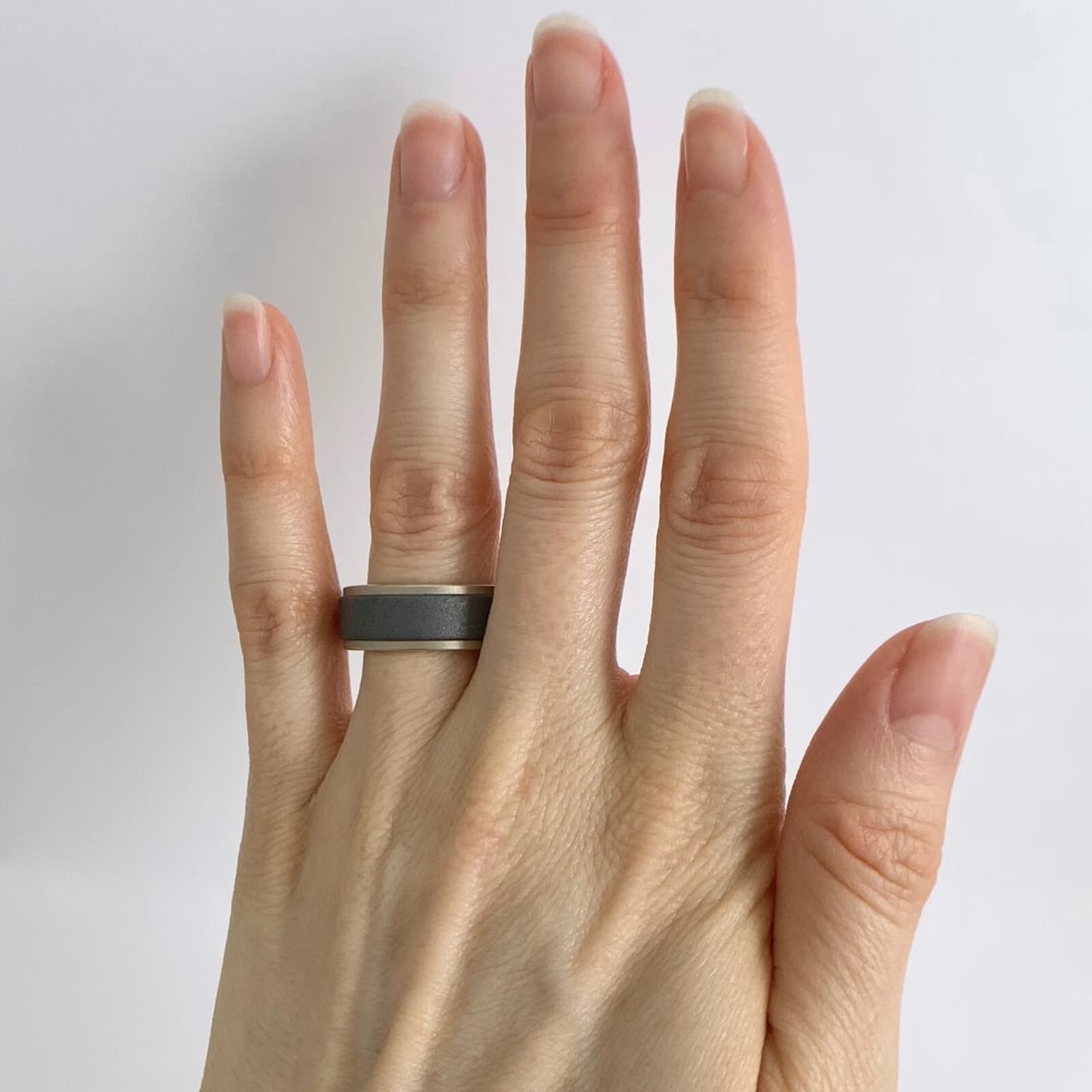 Men's Sandblasted Tungsten Wedding Band Ring 18K Yellow Gold, Size 10, 8 mm - 4
