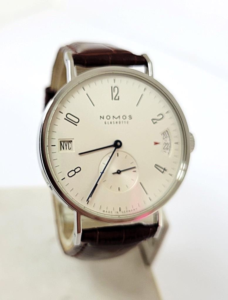 Men's NOMOS Tangomat GMT Glashutte 40 mm Ref 635 EXLNT: Men's NOMOS Tangomat GMT Glashutte 40 mm Ref 635 EXLNT This Men's NOMOS watch is Germany made. Great present for yourself or someone you love as well as for vintage collectors or enthusiasts! * Stainl