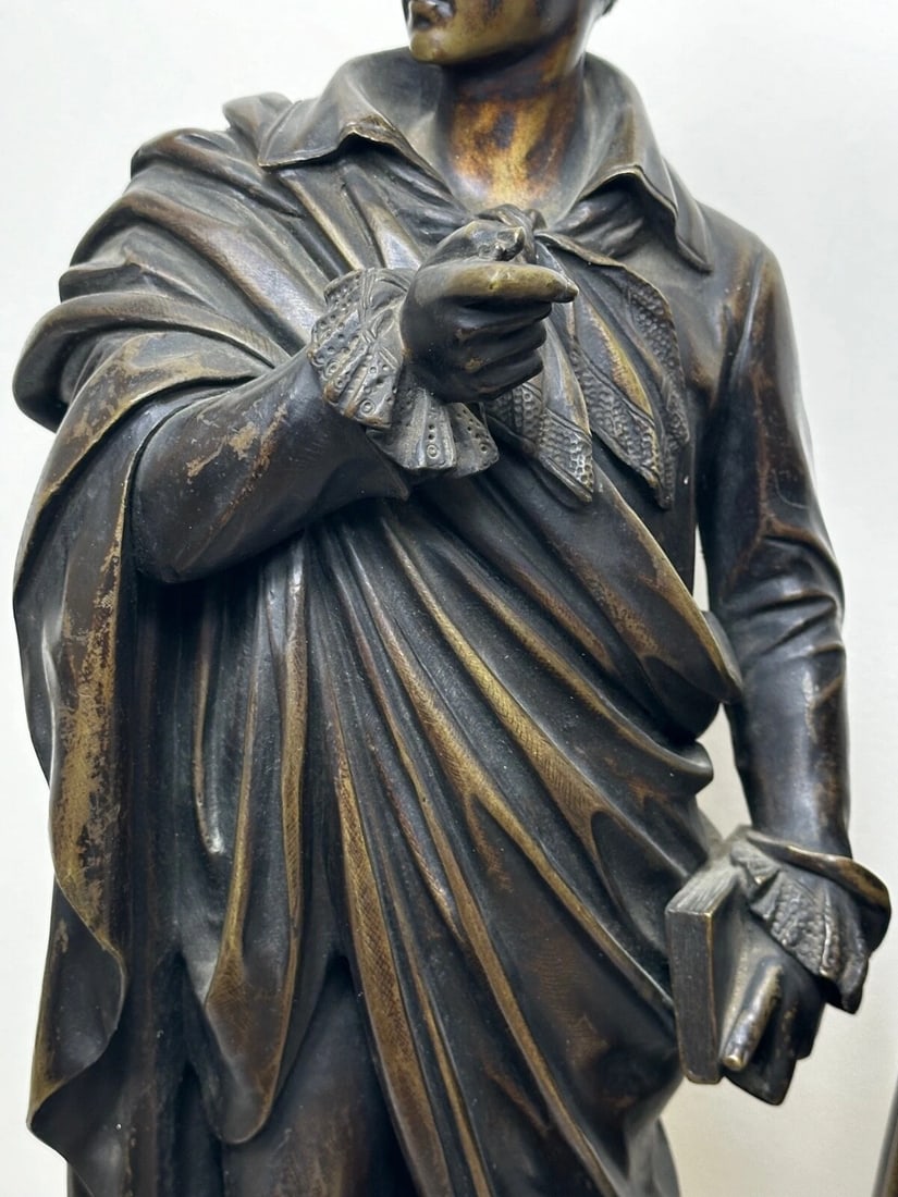 Pair Victorian Bronzes Novelist Poets Lord Byron and Sir Walter Scott Sculptures - 17
