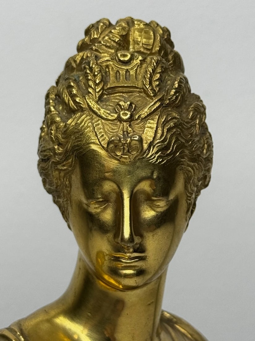 Parisian Bronze Bust of Marie Antoinette In the Manner of Mathurin Moreau c1880 - 6