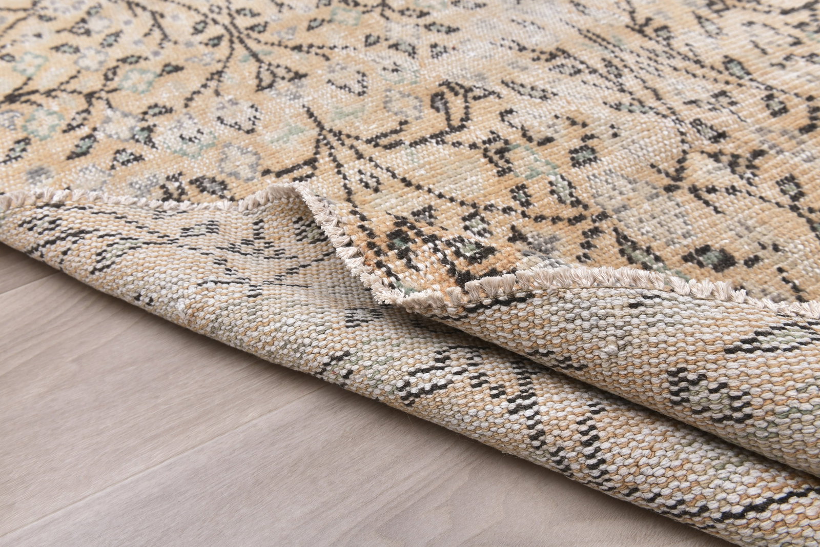 5'10'' x 9'4'' Turkish Vintage Runner Rug - 242465 - 12