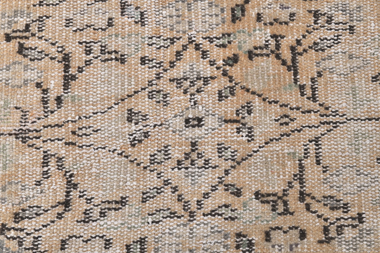 5'10'' x 9'4'' Turkish Vintage Runner Rug - 242465 - 6