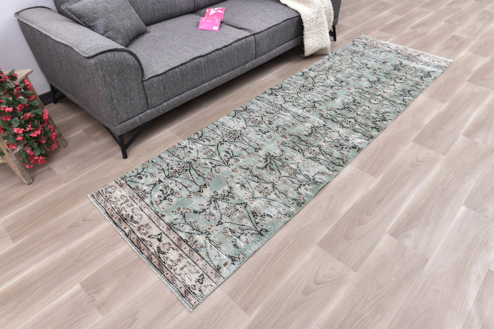 2'9'' x 9'3'' Vintage Wool Runner Rug - 242319 - 2