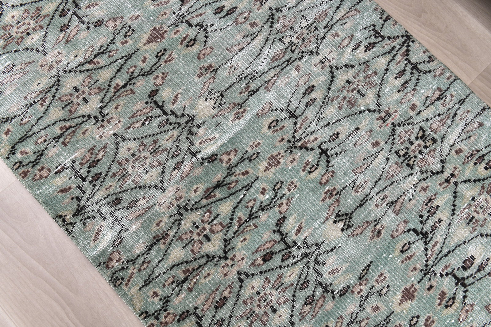 2'9'' x 9'3'' Vintage Wool Runner Rug - 242319 - 4