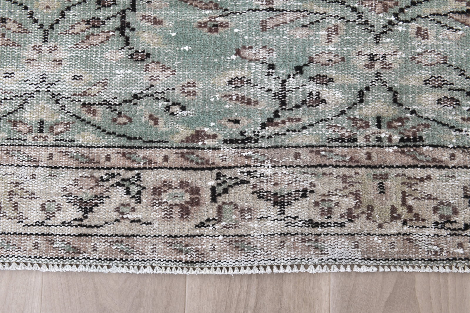2'9'' x 9'3'' Vintage Wool Runner Rug - 242319 - 9