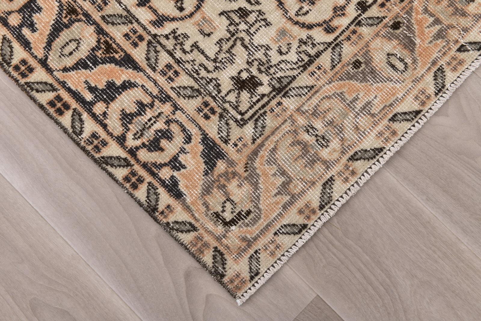 3'9'' x 7'0'' Turkish Vintage Runner Rug - 242467 - 7